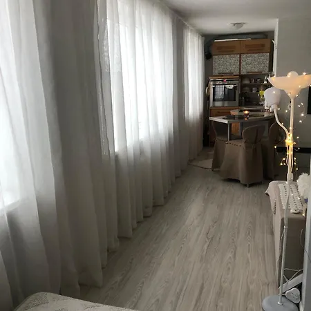 Jaervekuela Apartament *